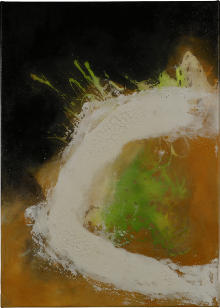 abstrakt grün-weiß, 2020 Ocker und Grün leuchten sanft hinter einem strukturierten Weiß: Ein Wall gegen die einströmende Dunkelheit. 50x60 cm Acryl, Lack, Marmormehl, Erdfarben auf Leinwand abstrakte malerei kaufen oder mieten